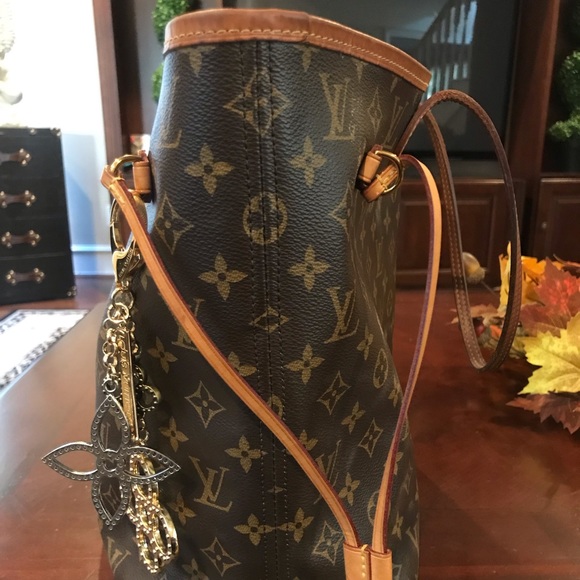 SOLD! LV Rose Ballerine MM - Authentic 💕 - Picture 5 of 8